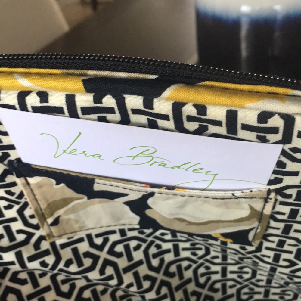 Vera Bradley tablet sleeve - Picture 4 of 7